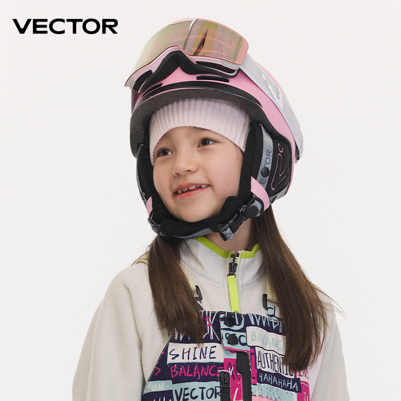ベクトルスキーヘルメット、一体成形、アウトドアスポーツ保護、 - Sports Equipment Vector のレビューと価格